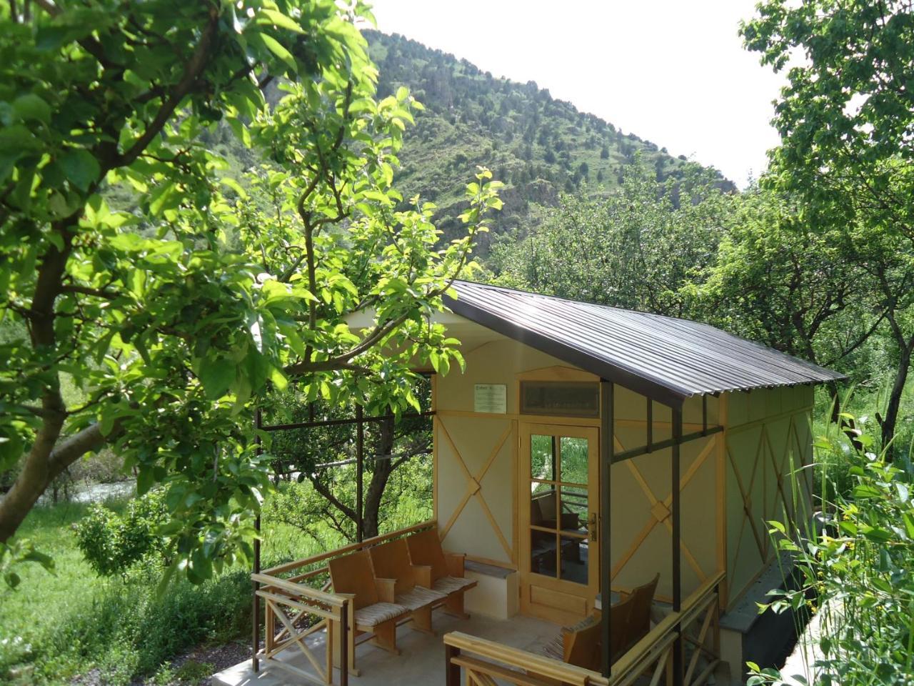 The River House Yeghegis Yekhegis Dış mekan fotoğraf